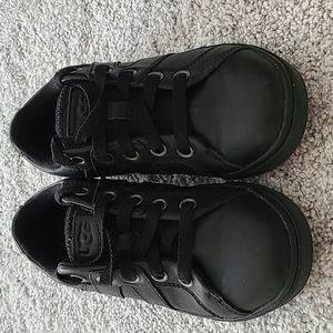 Toddler boy Ugg sneakers